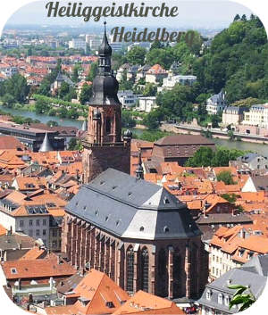 de HeiligGeistKirche van Heidelberg, prominent in het stadsbeeld aanwezig