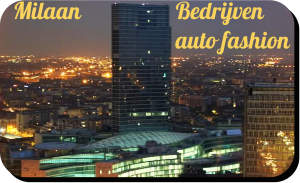 Milaan Italië bij avond, stad van fashion en mode, stad van auto's, stad van Berlusconi, bolwerk van het bedrijfsleven