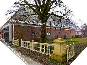 Het Schathuis ofwel de boerderij met de stal voor de veestapel behorend bij de Borg Dijksterhuis of Huis ten Dijke in Pieterburen Groningen