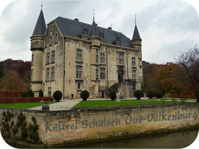 Kasteel Schaloen bij Oud-Valkenburg, een pan met allure en met een heempark als Kasteeltuin, en het grote natuurgebied Het Gerendal, en hotel + brasserie